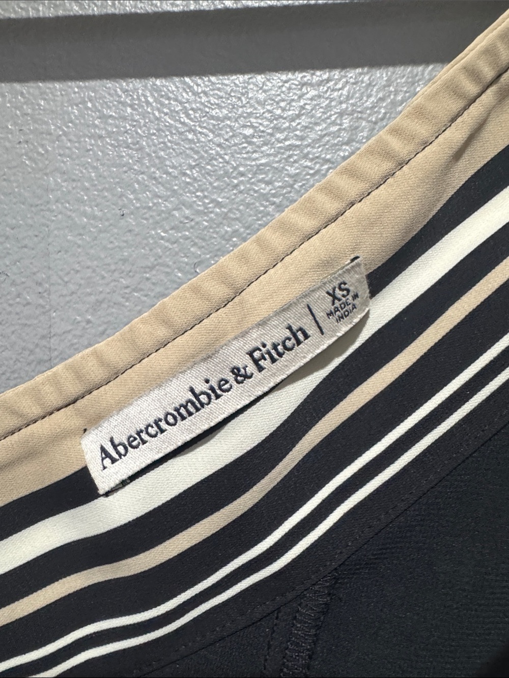 Abercrombie & Fitch One -Shoulder Black and White Geometric Maxi Dress - Picture 2 of 4